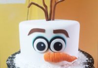 Olaf de frozen en pastel